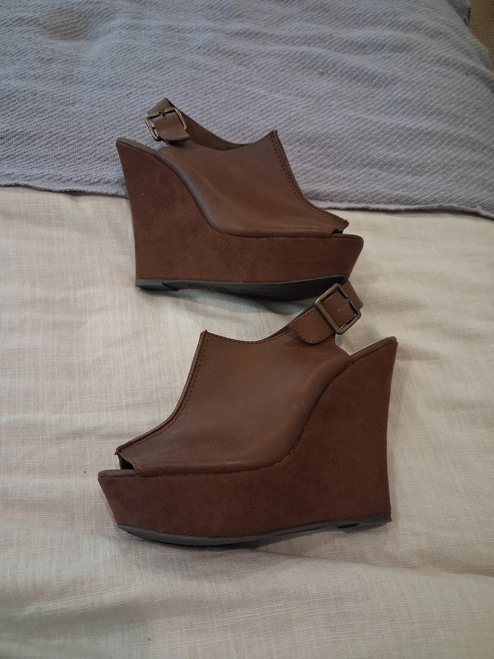 NWOT Brash Wedge Peep-Toe Slingback Heel - Brown Woman Size 8